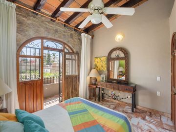 Casa Iguana