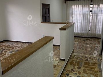 Venta Casa de un nivel en  Hacienda Tetela, Cuernavaca, Morelos - V369