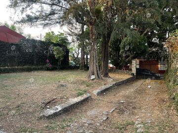 Venta Casa de un nivel en  Hacienda Tetela, Cuernavaca, Morelos - V369