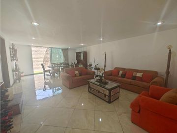 Casa en venta en Bosques de Zavaleta Puebla 3 recamaras y jardin