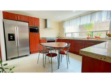 Casa en venta en Bosques de Zavaleta Puebla 3 recamaras y jardin