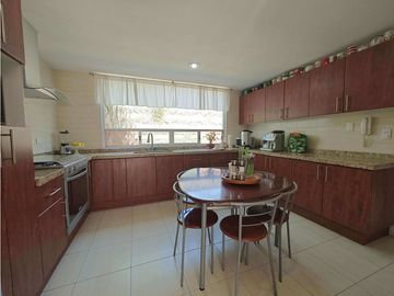 Casa en venta en Bosques de Zavaleta Puebla 3 recamaras y jardin