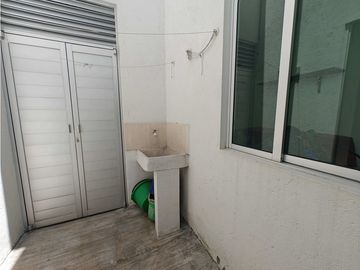 Casa en venta en Bosques de Zavaleta Puebla 3 recamaras y jardin