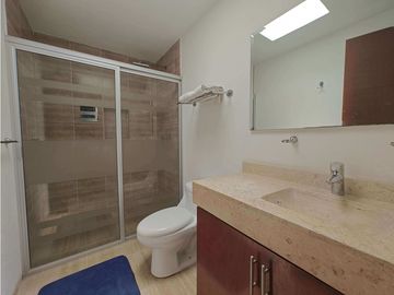 Casa en venta en Bosques de Zavaleta Puebla 3 recamaras y jardin