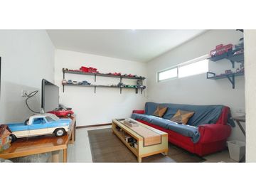 Casa en venta en Bosques de Zavaleta Puebla 3 recamaras y jardin