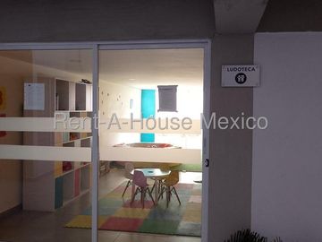Departamento en Venta en Calle Sur, Agricola Oriental RU 25-1565.