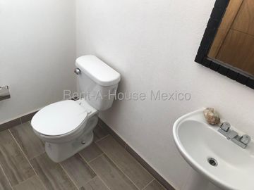Casa en Venta Metepec.-Llano Grande  25-2940 JAS