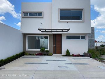Casa en Venta en San Salvador Tizatlalli Metepec GIS 24-1102