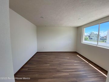 Casa en Venta en San Salvador Tizatlalli Metepec GIS 24-1102