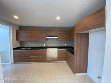 Casa en Venta en San Salvador Tizatlalli Metepec GIS 24-1102