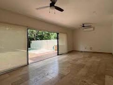 Casa de 3 recamaras en venta en Cabo Norte