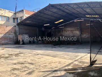 Casa en Venta en Calzada De guadalupe, El Nopalito RU 25-2320.
