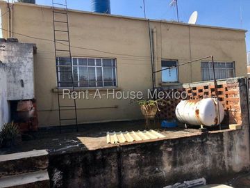 Casa en Venta en Calzada De guadalupe, El Nopalito RU 25-2320.