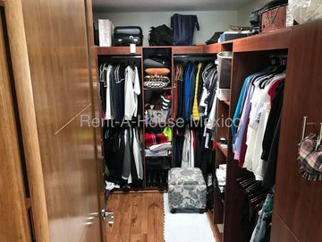 Casa en Venta Metepec Llano Grande NF 25-2940