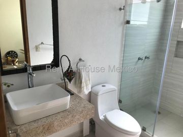 Casa en Venta Metepec Llano Grande NF 25-2940