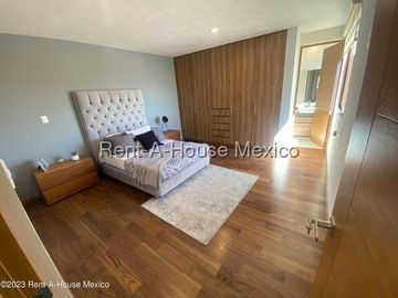 Casa en Venta en Metepec, Llano Grande NC. 25-2735