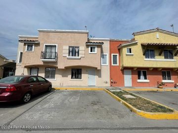 Casa en Venta  Tecámac Real Granada 24-2649 JAS
