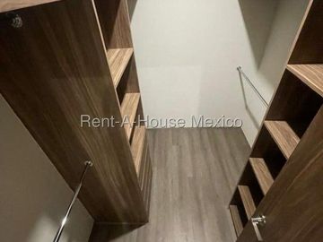 Departamento en Venta en Avenida Presiden Plutarco Elias Calles, Portales Oriente RU 25-2606.