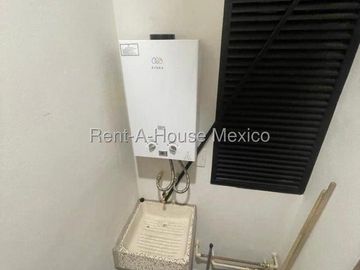 Departamento en Venta en Avenida Presiden Plutarco Elias Calles, Portales Oriente RU 25-2606.