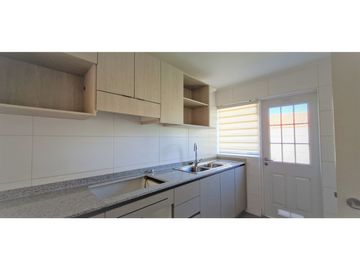 Venta de tres hermosas casas independientes, La Cruz, Quillota. OPORTUNIDAD ÚNICA - Precios de LIQUIDACIÓN.