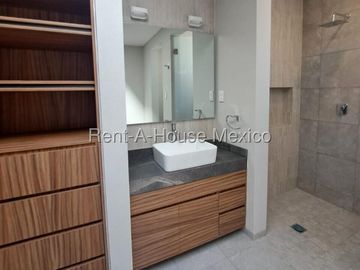 Casa en Venta  Metepec  - Llano Grande  25-2571 JAS