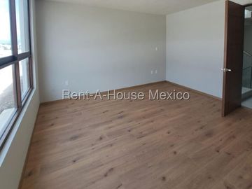 Casa en Venta  Metepec  - Llano Grande  25-2571 JAS