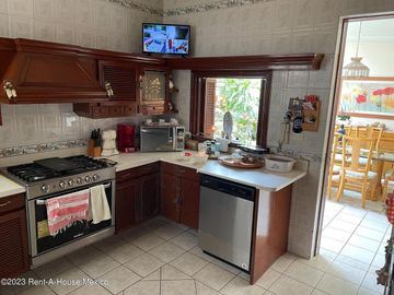 Casa en Venta en Naucalpan de Juarez ,Ciudad Satelite AF 24-184.