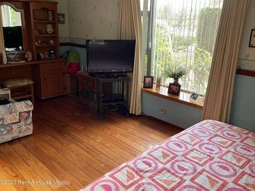 Casa en Venta Naucalpan de Juárez, Edo. Méx. AM. 24-184
