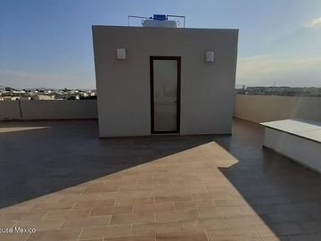 Casa a la Venta en Metepec Llano Grande ZG 24-646