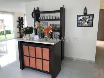 Casa en Venta Metepec, Llano Grande  AM. 25-2940