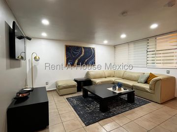 Venta en Colonia Los Manzanos, departamento amueblado