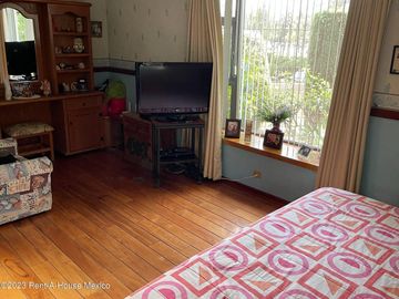 Casa en  Venta N. de Juárez- Ciudad Satélite  24-184