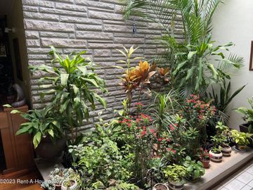 Casa en  Venta N. de Juárez- Ciudad Satélite  24-184