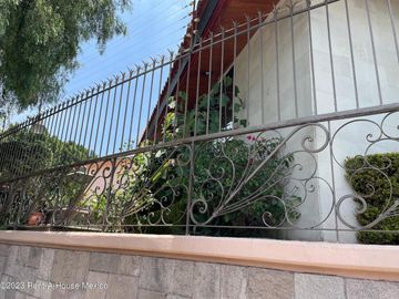 Casa en  Venta N. de Juárez- Ciudad Satélite  24-184