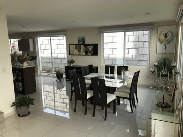 Casa en  venta en Llano Grande Metepec ZG 25-2940