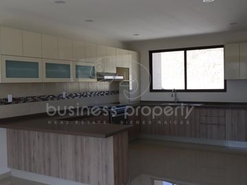 A estrenar casa en Calacoaya, Atizapán