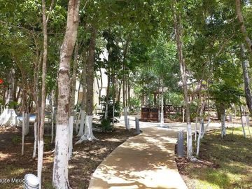 Departamento en Venta en Avenida Petempich, Playa del Carmen RU 23-3781.