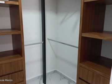 Departamento en Venta en Avenida Petempich, Playa del Carmen RU 23-3781.