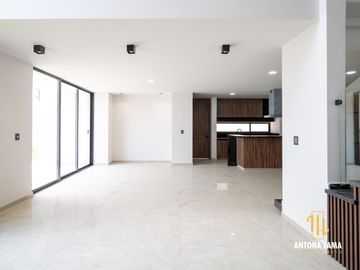 Casa en venta en Parque Chiapas, Lomas de Angelópolis III