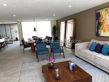 Casa en Venta en Llano Grande,  Metepec JL 25-2735.