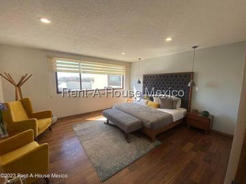 Casa en Venta en Llano Grande,  Metepec JL 25-2735.