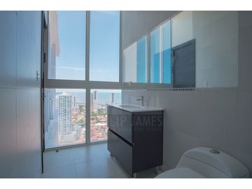 Remate, Venta de Pent House 3 niveles en Coco del Mar, PH Quadrat
