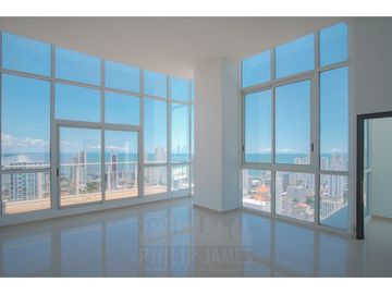 Remate, Venta de Pent House 3 niveles en Coco del Mar, PH Quadrat