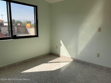 Casa en Venta en Calle San Juan de Dios,Bosques de Tetlameya RU 24-3739.