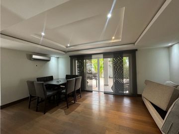 Venta de casa en QUINTAS DE VERSALLES | Costa sur