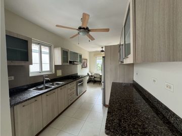 Venta de casa en QUINTAS DE VERSALLES | Costa sur