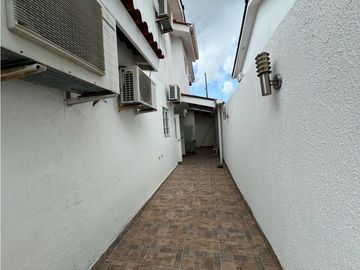 Venta de casa en QUINTAS DE VERSALLES | Costa sur