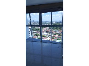 Se vende apartamento en Cristal Hills