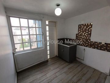 Departamento en  Venta en Anahuac Miguel Hidalgo ZG 25-2746