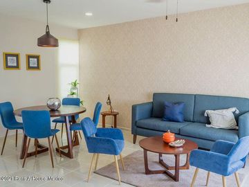 Casa en Venta en Calle 57, Del Sur RU 25-588.